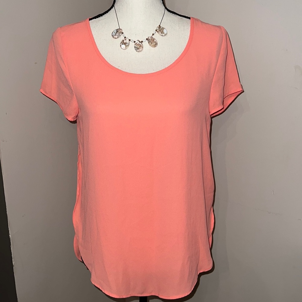 NWT, light Coral top.
